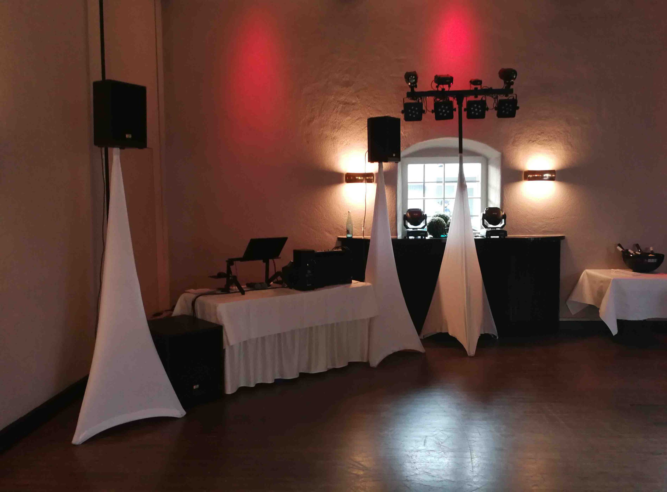 www.DJ-Voltino.de